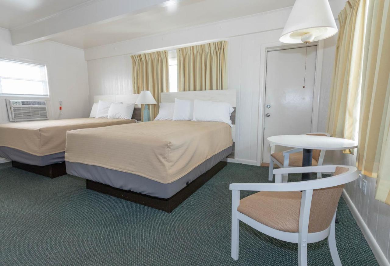 آوشين سيتي Fish Tales Boardwalk Inn & Ocean Mecca Motel المظهر الخارجي الصورة