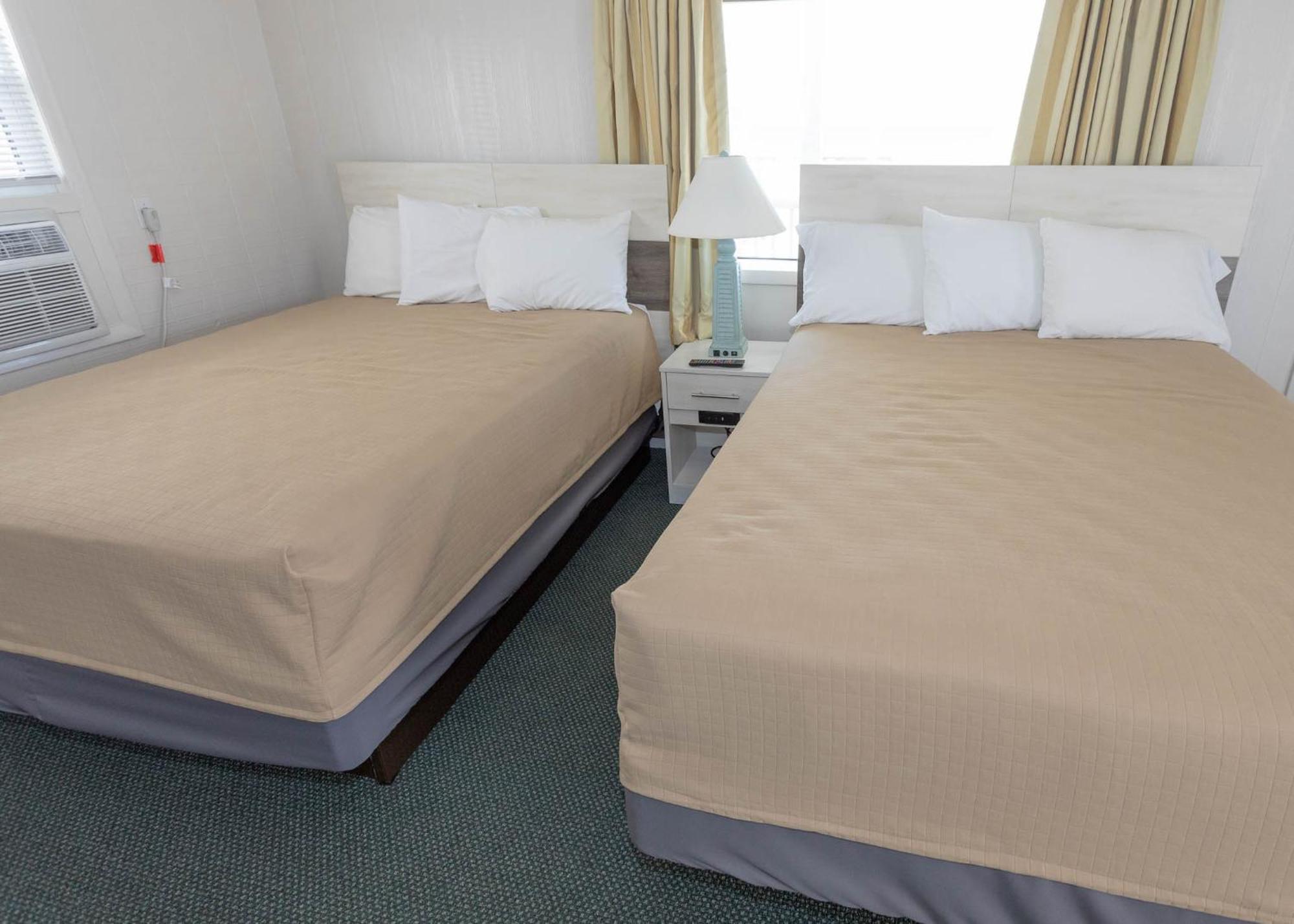 آوشين سيتي Fish Tales Boardwalk Inn & Ocean Mecca Motel المظهر الخارجي الصورة