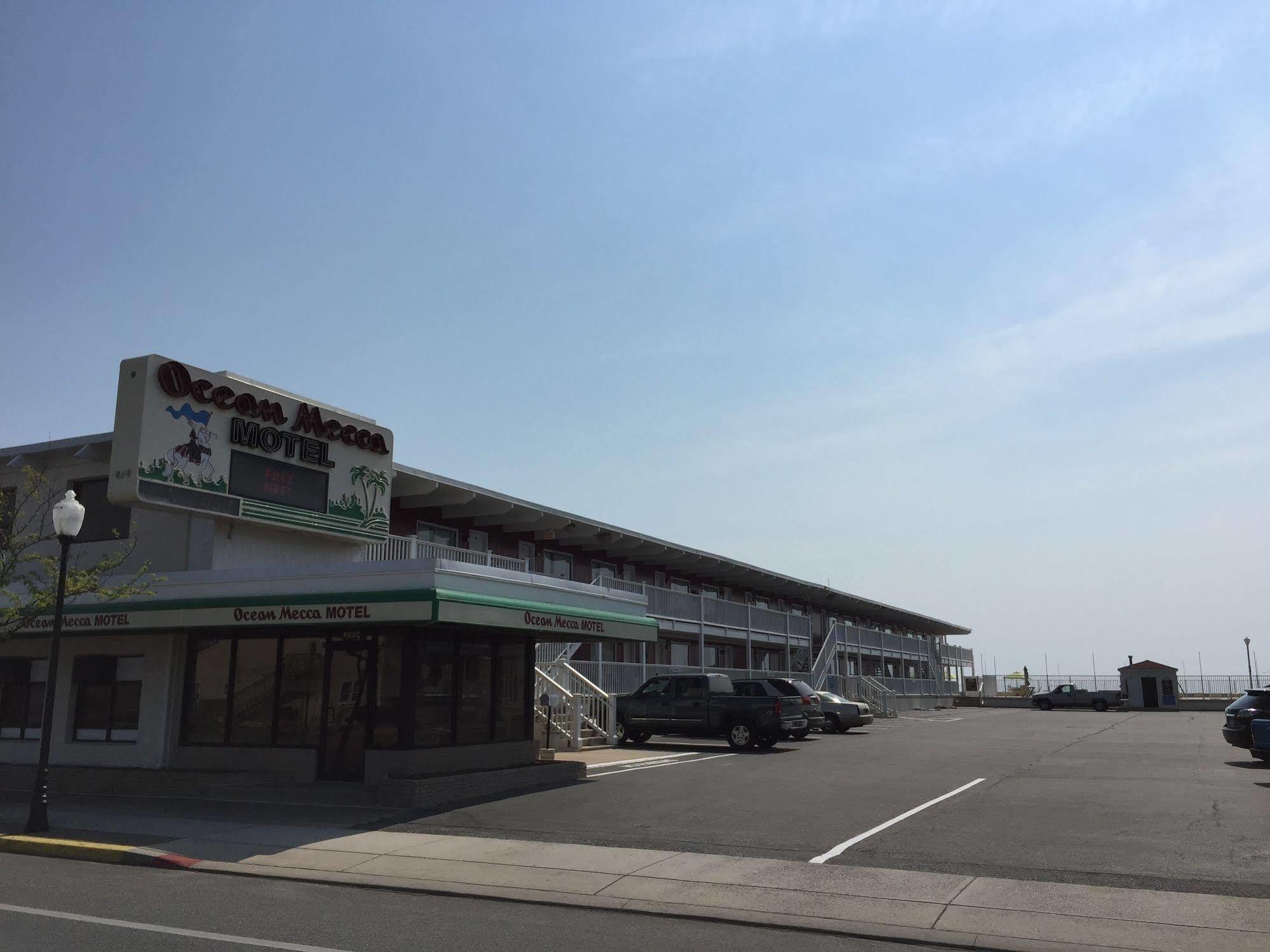 آوشين سيتي Fish Tales Boardwalk Inn & Ocean Mecca Motel المظهر الخارجي الصورة