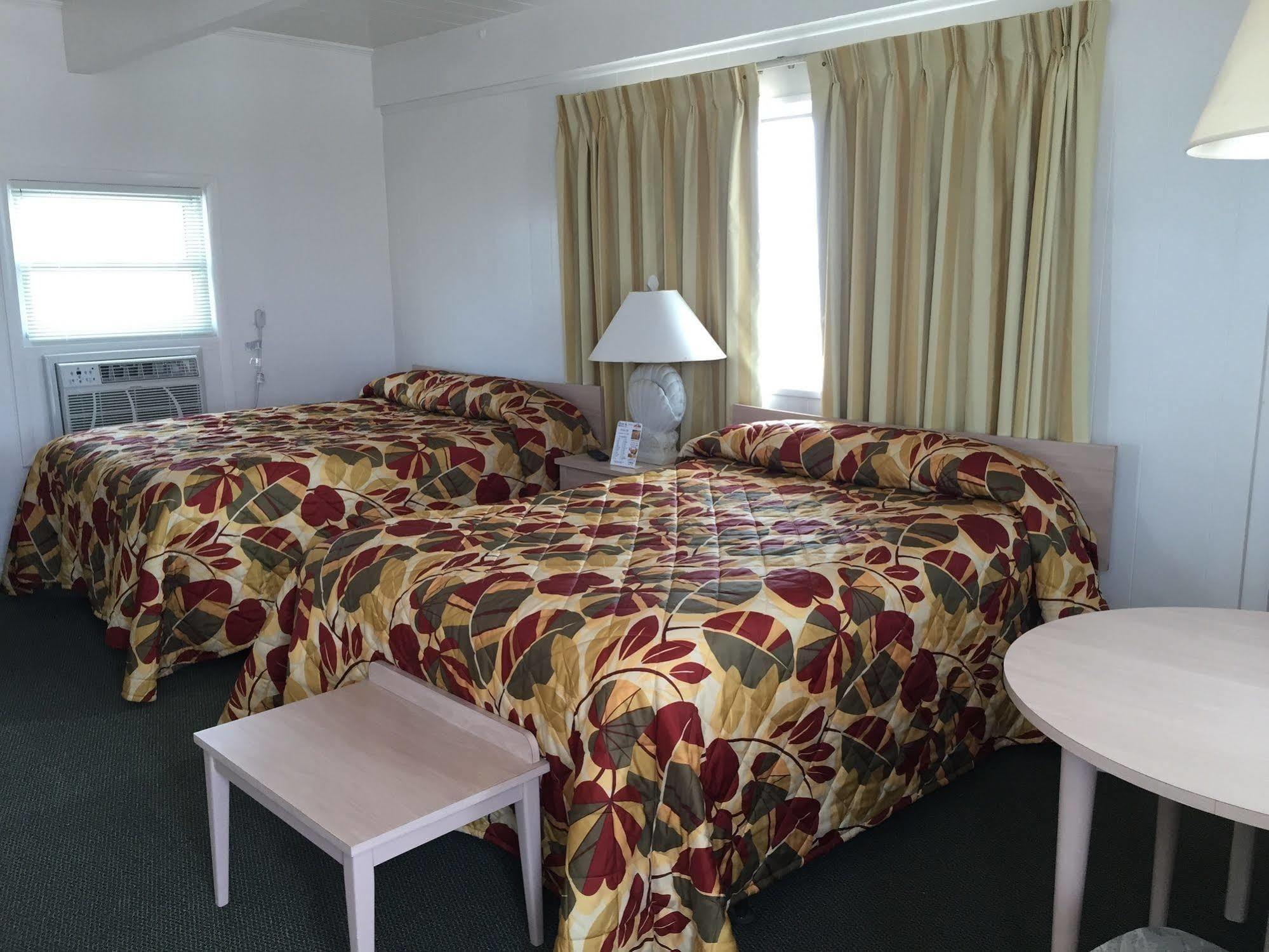 آوشين سيتي Fish Tales Boardwalk Inn & Ocean Mecca Motel المظهر الخارجي الصورة